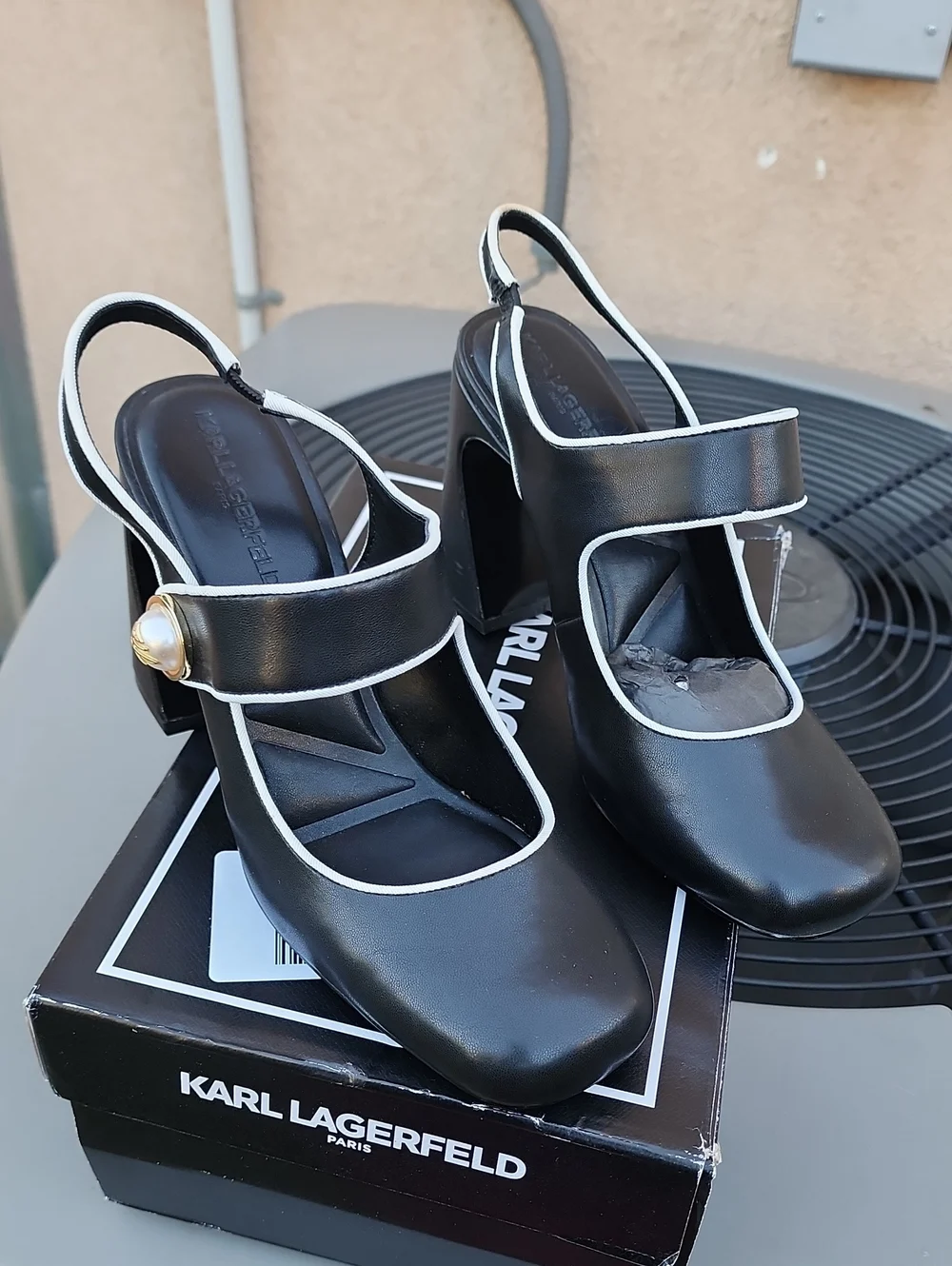 Karl Lagerfeld Black Piermont Slingback Pumps with White Piping